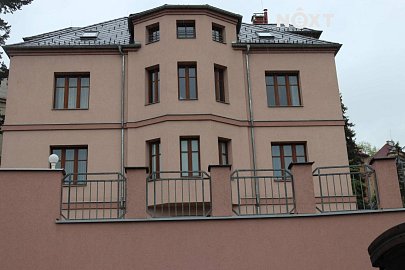 Pronájem bytu 1+kk 31 m², Na úbočí, Praha-Libeň