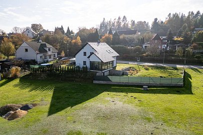 Prodej domu vila 200 m² pozemek 1058 m², Ujkovice